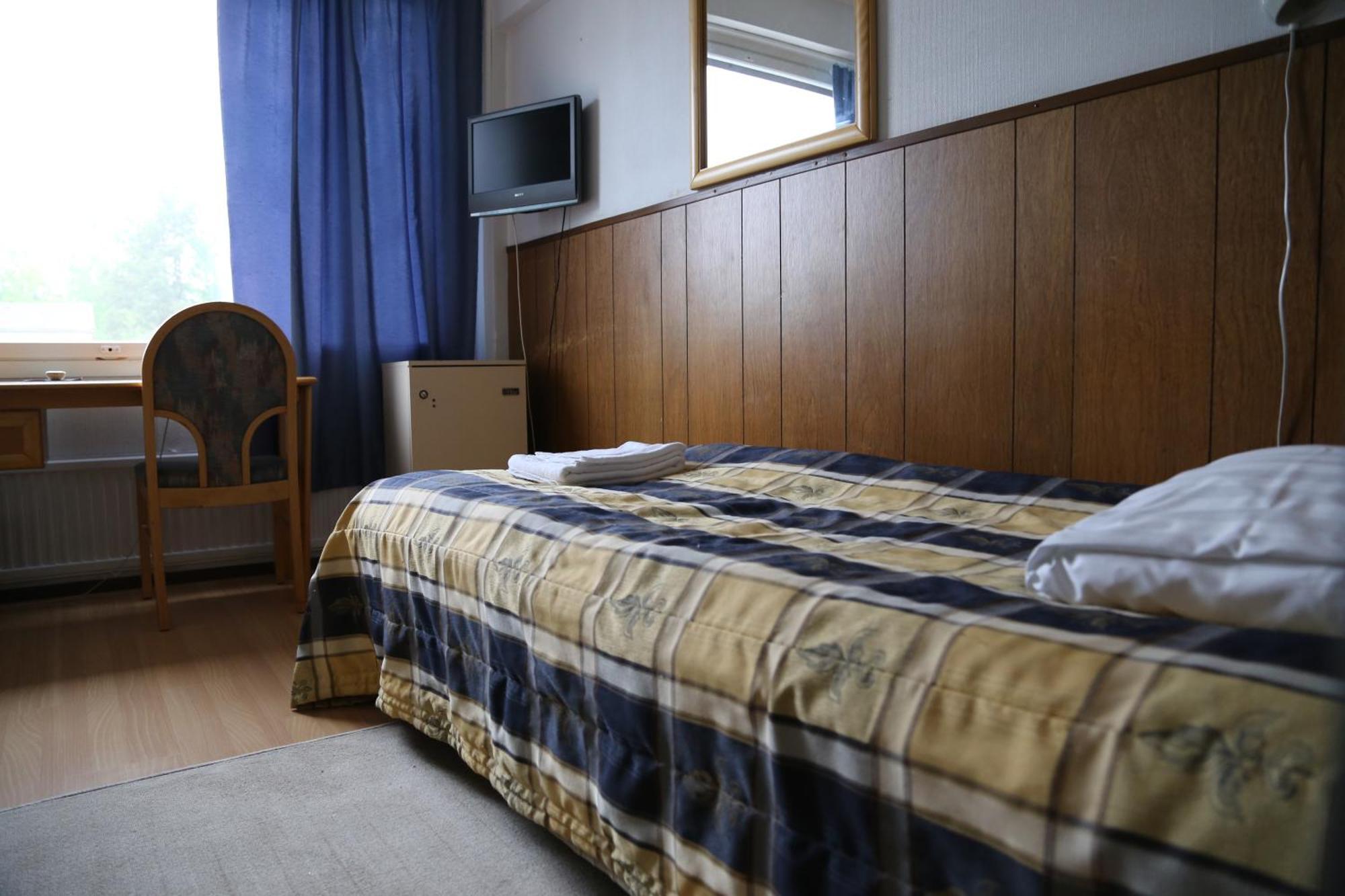 Hotelli Iisalmen Seurahuone Iisalmi Habitación foto